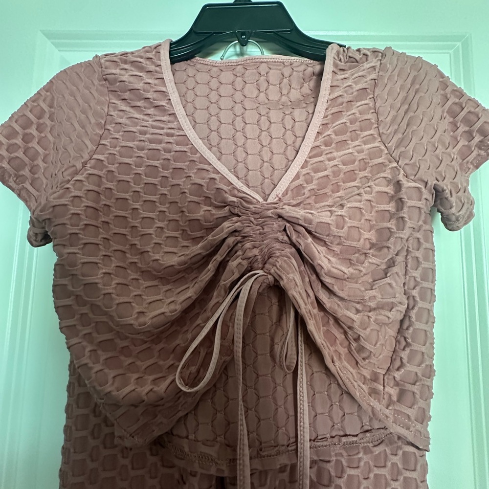 Two-Piece Textured Tie-Front Loungewear Set - Dusty Rose (M) - Picture 3 of 4